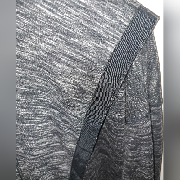 [SOLD] HYBA CARDIGAN - Picture 3 of 10